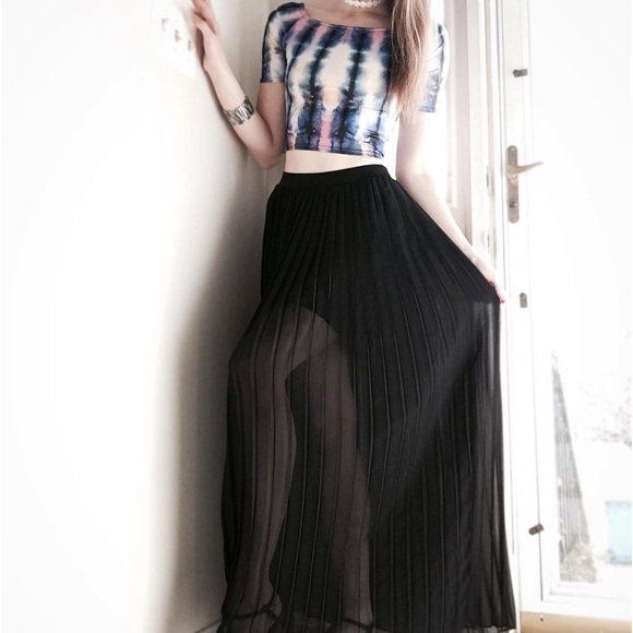 Black Milk Clothing size small to dye for off the shoulder crop - Picture 6 of 16